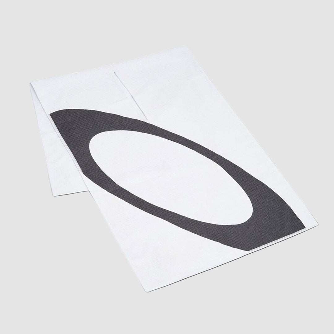 OAKLEY PLYR TERRAIN TOWEL