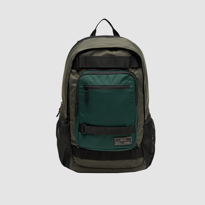 MULTIFUNCTIONAL SMART BACKPACK